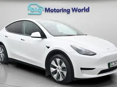 Used Tesla Model Y Standard Range 219 kW (299 HP) 2024 White SUV