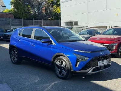 Używany Hyundai Bayon Premium 120 KM (88 kW) 2023 Niebieski SUV