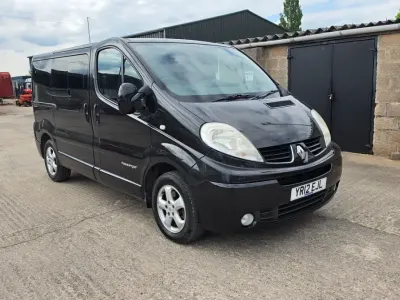Used Renault Trafic 115 HP (84 kW) 2012 Black MPV