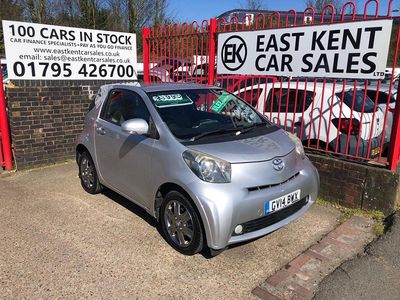 Used Toyota iQ 68 HP (50 kW) 2014 Silver Hatchback
