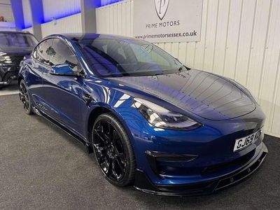 Używany Tesla Model 3 11 kW (15 KM) 2019 Sedan/Limuzyna