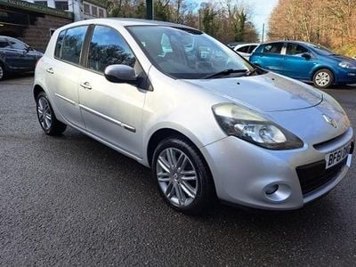 Silver Used 2011 Renault Clio II Dynamique Hatchback | £2,795 (Fair price)