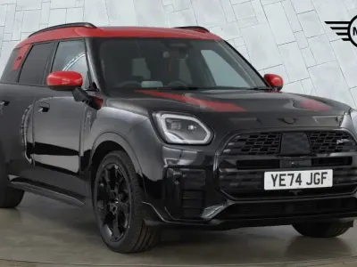 Usado Mini Countryman Sport 168 CV (123 kW) 2024 Negro SUV