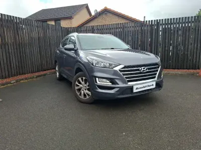Używany Hyundai Tucson SE 132 KM (97 kW) 2019 Szary SUV