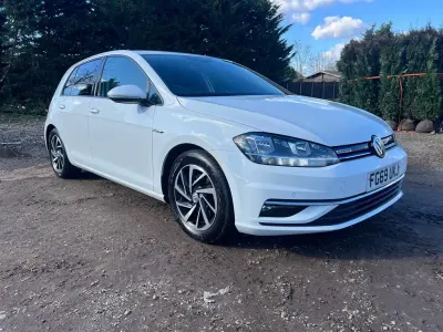 Used VW Golf VII Match 130 HP (95 kW) 2019 White Hatchback
