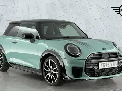 Used Mini Cooper S Hatch 201 HP (147 kW) 2025 Green Hatchback