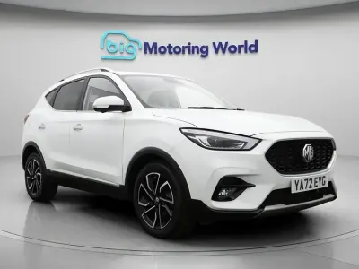 Używany MG ZS 2023 Biały SUV