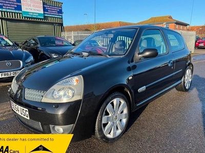 Black Used 2005 Renault Clio II Hatchback | £6,995 (Expensive)