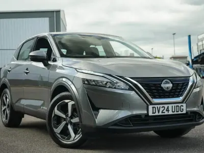 Used Nissan Qashqai Acenta Premium 190 HP (139 kW) 2024 Grey SUV