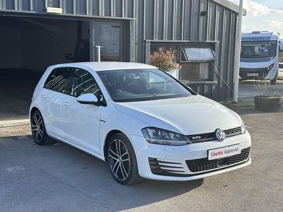 Used VW Golf VII GTD 2015 White Hatchback