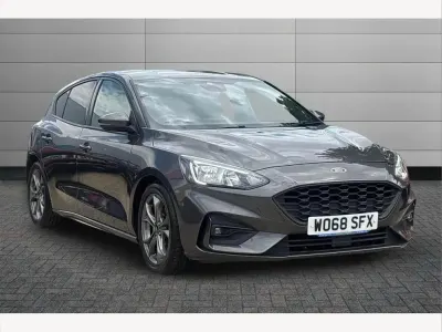 Used Ford Focus ST-Line 123 HP (90 kW) 2019 Grey Hatchback