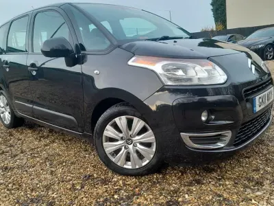 Used Citroën C3 VTR Sport 90 HP (66 kW) 2011 MPV