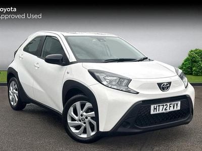 Used Toyota Aygo X PURE 72 HP (52 kW) 2023 Pure white SUV