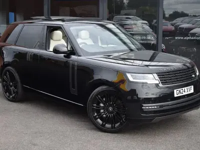 Second-hand Land Rover Range Rover HSE 400 CP (294 kW) 2024 Negru SUV