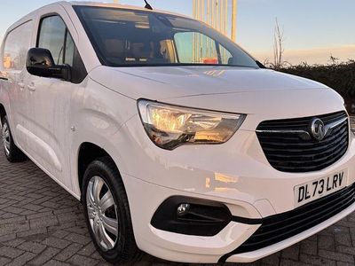 Used Vauxhall Combo 101 HP (74 kW) 2023 Van