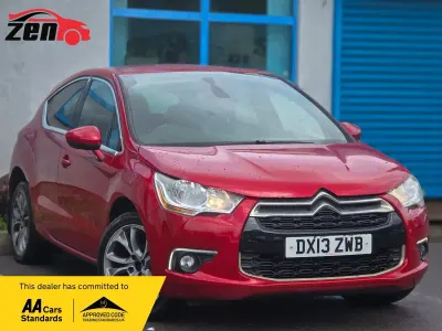 Usado Citroën DS4 2013 Rojo Utilitario
