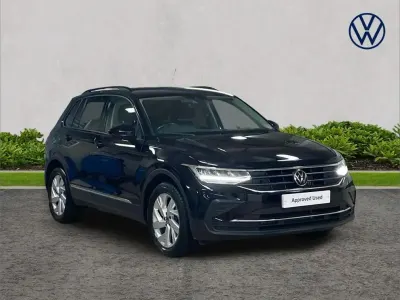 Used VW Tiguan Life 150 HP (110 kW) 2022 Black SUV