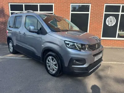 Used Peugeot Rifter Allure 100 HP (73 kW) 2020 Grey MPV
