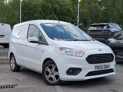 Usado Ford Transit Limited 2022 Blanco Van