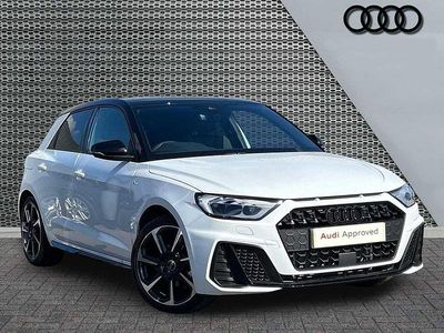Begagnad Audi A1 Black Edition 2026 Vit SUV