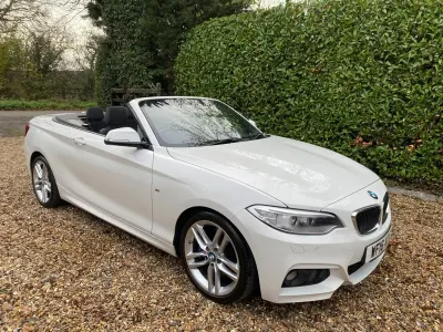 Begagnad BMW 218 M Sport 2016 Vit Cab