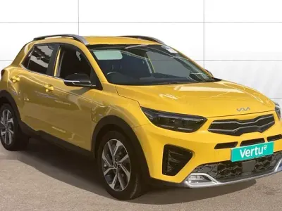 Used Kia Stonic GT-Line 101 HP (74 kW) 2023 Yellow SUV