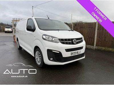 Used Vauxhall Vivaro 100 HP (73 kW) 2023 White MPV