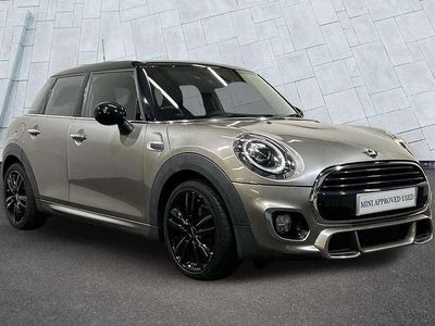 Silver Used 2019 Mini Cooper Hatch Hatchback | £14,700 (Fair price)