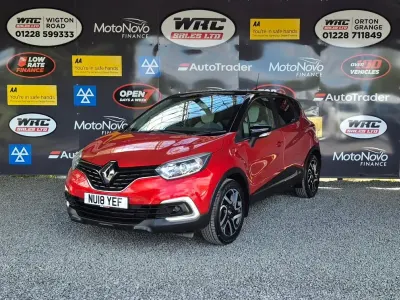 Used Renault Captur Iconic 90 HP (66 kW) 2018 Red SUV