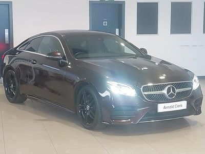 Begagnad Mercedes E220 AMG line 194 HK (142 kW) 2019 Röd Sportkupé
