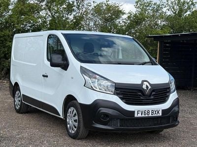 Used Renault Trafic Business 2018 White MPV