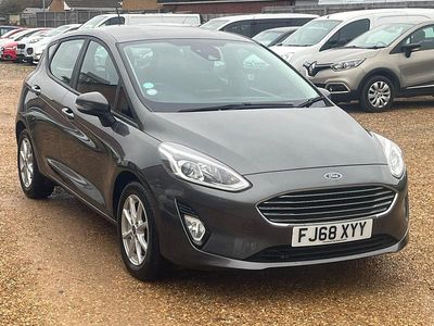 Used Ford Fiesta Zetec 100 HP (73 kW) 2018 Grey Hatchback