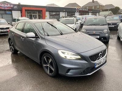 Used Volvo V40 R-Design 122 HP (89 kW) 2016 Grey Hatchback