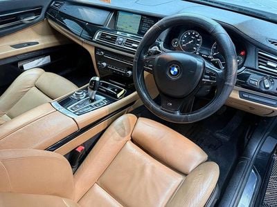 Begagnad BMW 730 M Sport 2013 Svart Sedan