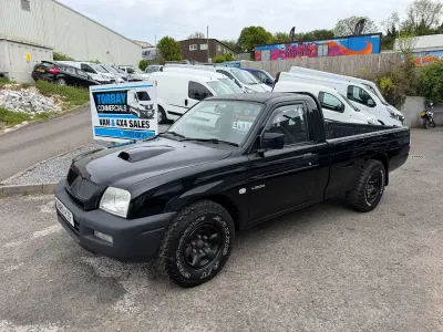 Used Mitsubishi L200 134 HP (98 kW) 2005 Black Pickup