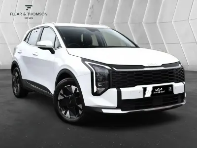 Used Kia Sportage 2025 White SUV