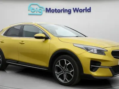 Used Kia XCeed 120 HP (88 kW) 2020 Yellow SUV