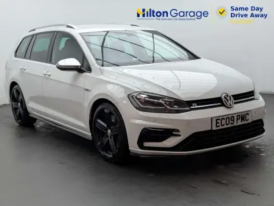 Begagnad VW Golf VII R 310 HK (228 kW) 2017 Vit Kombi