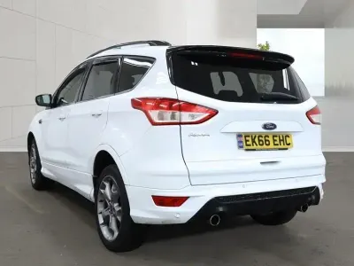 Käytetty Ford Kuga Sport 150 HP (110 kW) 2016 Valkoinen Katumaasturi