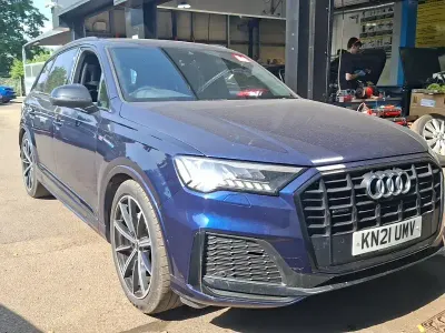Used Audi Q7 Black Edition 286 HP (210 kW) 2021 Blue SUV