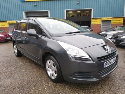 Grey Used 2013 Peugeot 5008 Access MPV | £4,795 (A bit pricey)