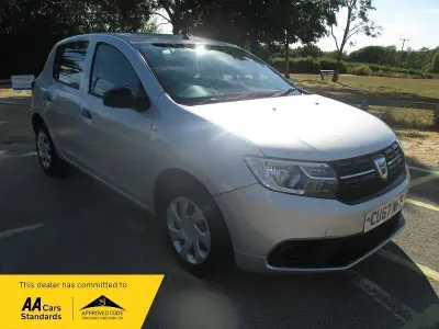 Used Dacia Sandero Ambiance 71 HP (52 kW) 2017 Silver Hatchback
