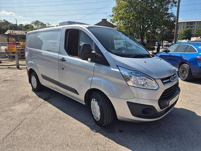 Silver Used 2015 Ford Transit Custom Trend Van | £5,995 (Expensive)