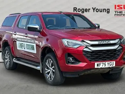Used Isuzu D-Max 164 HP (120 kW) 2025 Red Pickup