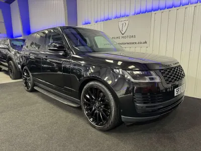Używany Land Rover Range Rover 2021 Czarny SUV
