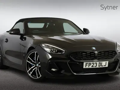 Begagnad BMW Z4 M Sport 194 HK (142 kW) 2023 Svart Cab