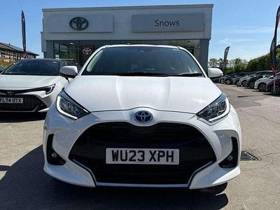 Second-hand Toyota Yaris Hybrid 116 CP (85 kW) 2023 Alb Hatchback