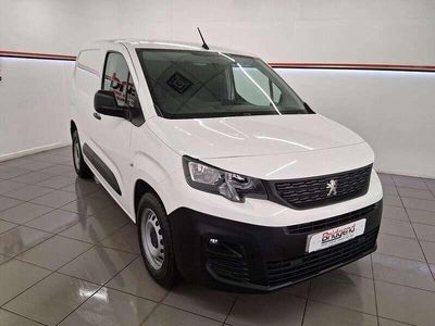 Second-hand Peugeot Partner S 131 CP (96 kW) 2021 Alb Monovolum