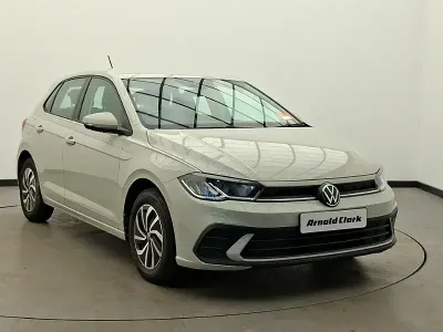 Używany VW Polo Life 95 KM (69 kW) 2024 Szary Hatchback