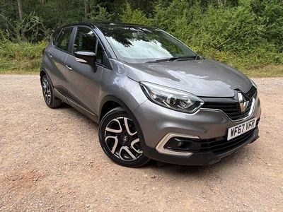 Used Renault Captur Dynamique 120 HP (88 kW) 2017 Grey/black SUV
